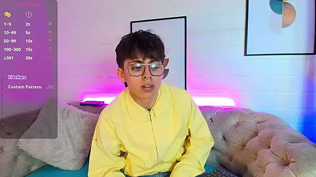 PepperTwink online show from 03/09/25, 02:21