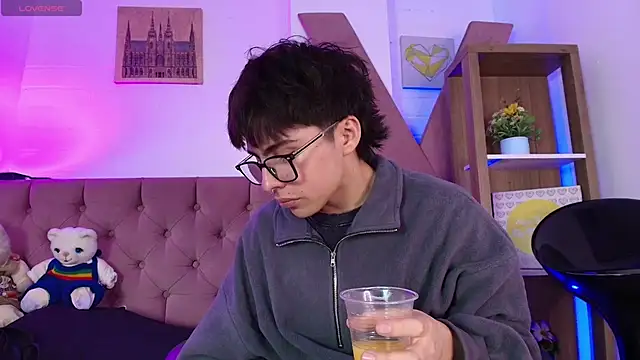 PepperTwink online show from 02/03/26, 04:01