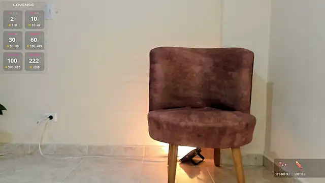 Nathalie 29 online show from 04/18/26, 07:07