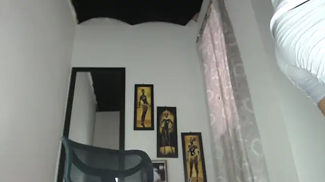 Snapshot of lolplipiwg chatting on 03/19/25, 06:55 lolplipiwg online show from 03/19/25, 06:55