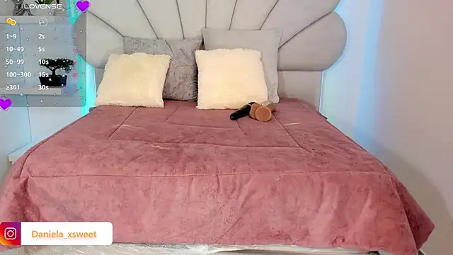 Danielaangelina online show from 02/15/26, 05:26