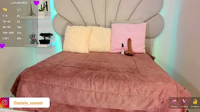 Danielaangelina online show from 02/17/26, 06:10