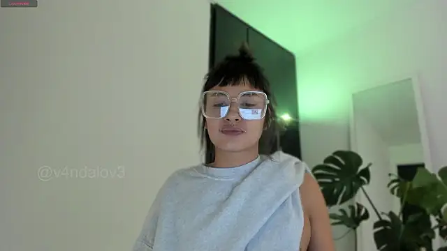 ggor4w33 online show from 02/25/26, 05:22