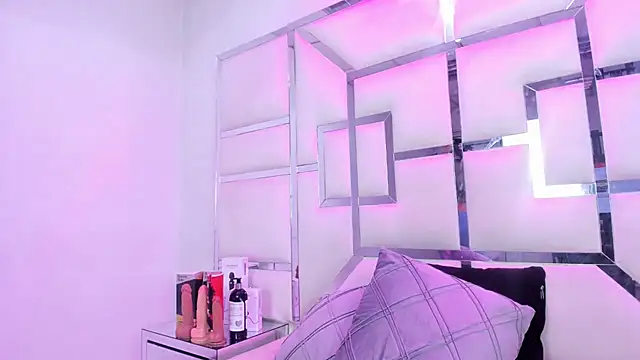 ZoeWan69 online show from 02/01/26, 01:31