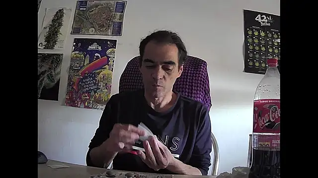 ReyDeBotones online show from 04/10/26, 04:23