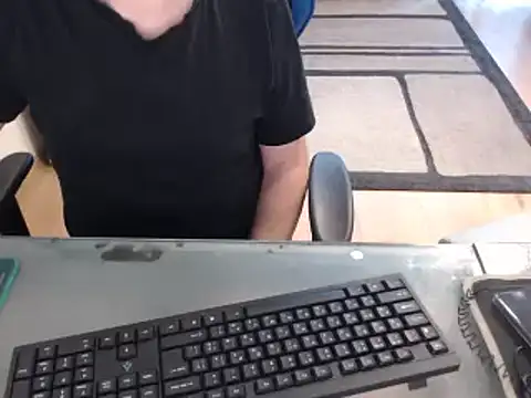 Snapshot of ruplumber chatting on 02/05/25, 06:56 ruplumber online show from 02/05/25, 06:56