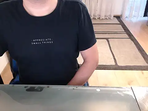 Snapshot of ruplumber chatting on 02/28/25, 06:43 ruplumber online show from 02/28/25, 06:43