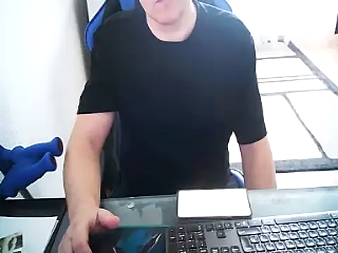 Snapshot of ruplumber chatting on 03/11/25, 11:44 ruplumber online show from 03/11/25, 11:44