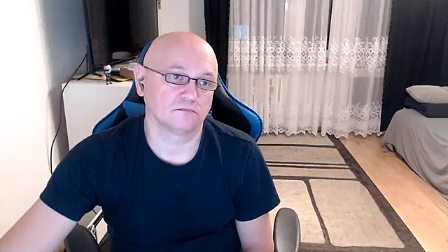 Snapshot of ruplumber chatting on 10/08/25, 05:32 ruplumber online show from 10/08/25, 05:32