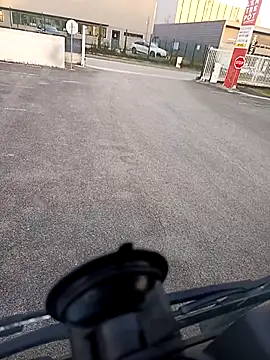 Snapshot of Dam70 chatting on 11/06/25, 06:58 Dam70 online show from 11/06/25, 06:58