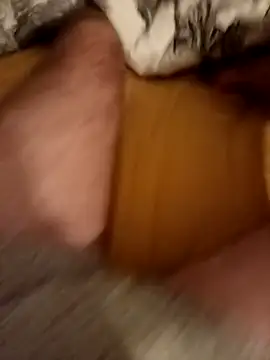 Snapshot of Dam70 chatting on 11/29/25, 01:41 Dam70 online show from 11/29/25, 01:41