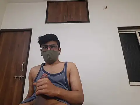 Snapshot of kk77102 chatting on 02/15/25, 06:33 kk77102 online show from 02/15/25, 06:33