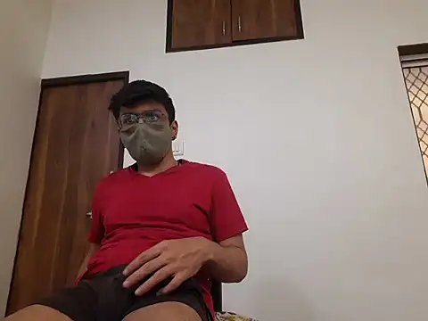 Snapshot of kk77102 chatting on 02/22/25, 10:51 kk77102 online show from 02/22/25, 10:51