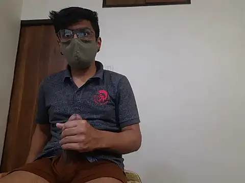 Snapshot of kk77102 chatting on 02/27/25, 08:50 kk77102 online show from 02/27/25, 08:50