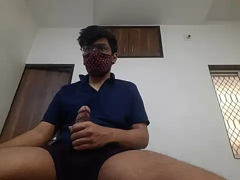 Snapshot of kk77102 chatting on 03/21/25, 03:22 kk77102 online show from 03/21/25, 03:22