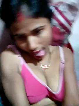 Snapshot of Miss_triha chatting on 02/07/25, 10:09 Miss triha online show from 02/07/25, 10:09