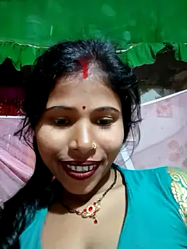 Snapshot of Miss_triha chatting on 03/15/25, 01:08 Miss triha online show from 03/15/25, 01:08