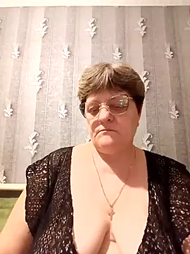 ElzaJewel online show from 04/23/26, 01:02