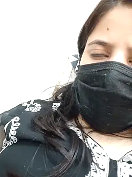 Snapshot of EZ_shuvani chatting on 03/04/25, 12:55 EZ shuvani online show from 03/04/25, 12:55