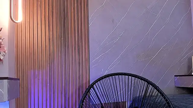 ariana jhonson1 online show from 03/21/25, 12:39