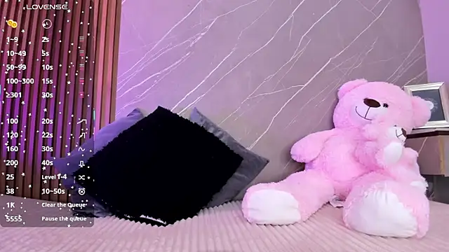 ariana jhonson1 online show from 10/08/25, 12:14