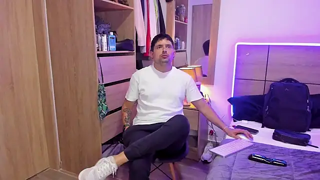 ILoveNYStyle online show from 03/21/25, 10:17