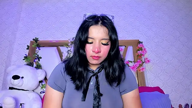 BeccaMathew online show from 04/18/26, 01:09