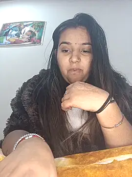 RAYI 01 online show from 02/08/25, 05:08