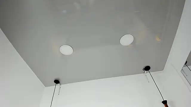 Snapshot of Your_Lady_Milf chatting on 03/21/25, 01:23 Your Lady Milf online show from 03/21/25, 01:23