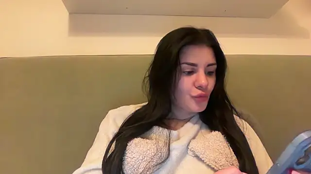 Snapshot of Petitecookie chatting on 02/20/26, 09:48 Petitecookie online show from 02/20/26, 09:48