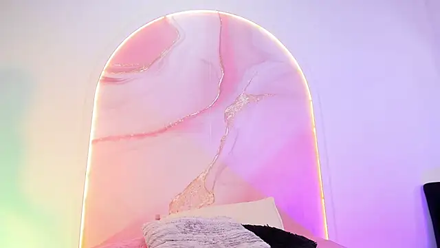 Snapshot of Sofii_Lopezz chatting on 11/21/25, 11:53 Sofii Lopezz online show from 11/21/25, 11:53