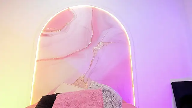 Snapshot of Sofii_Lopezz chatting on 11/28/25, 11:35 Sofii Lopezz online show from 11/28/25, 11:35