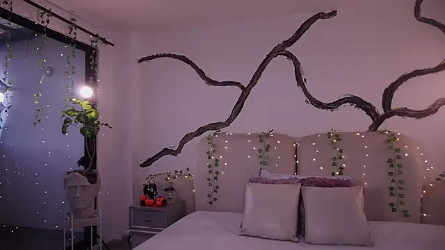 soidai miiu online show from 10/23/25, 10:19