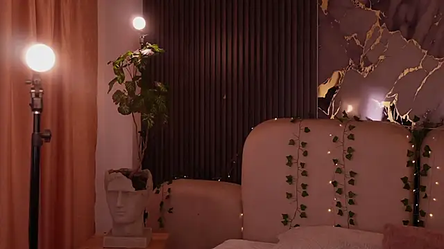 soidai miiu online show from 04/15/26, 09:48