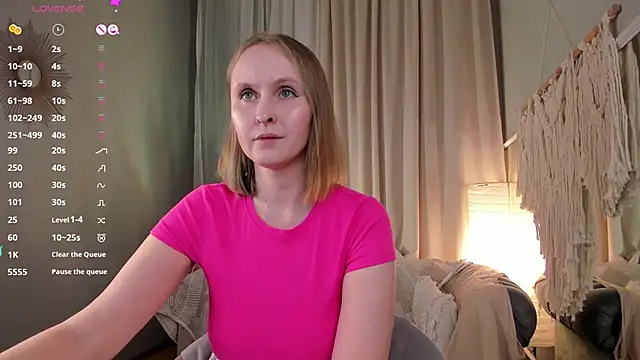 Agatha Mott online show from 03/08/25, 06:26