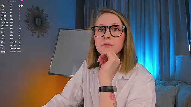 Agatha Mott online show from 03/21/25, 10:50