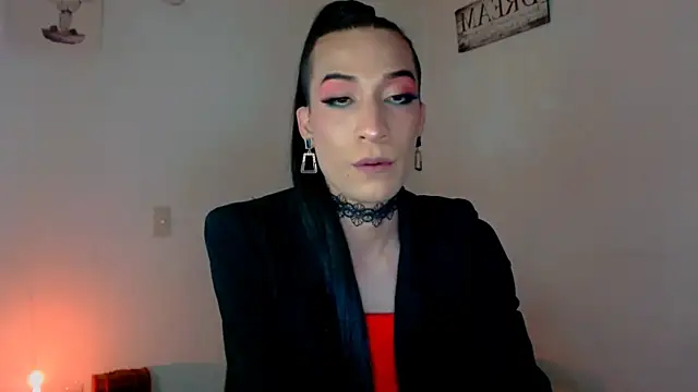 Snapshot of NovaNyx11 chatting on 11/05/25, 09:48 NovaNyx11 online show from 11/05/25, 09:48