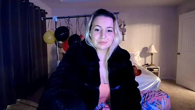 Snapshot of kaliii_jones chatting on 05/26/26, 10:00 kaliii jones online show from 05/26/26, 10:00
