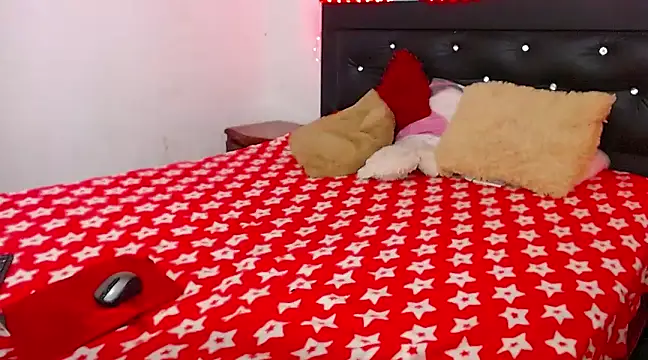 Snapshot of Catalinehot_latin chatting on 02/02/25, 01:12 Catalinehot latin online show from 02/02/25, 01:12