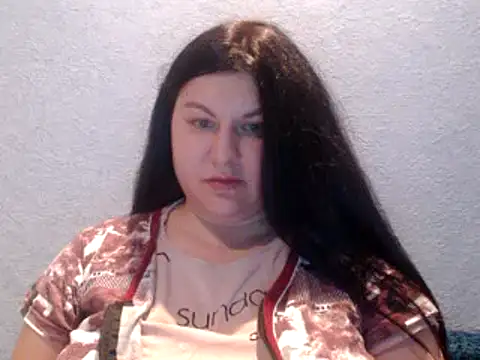 KiraSwee online show from 01/11/25, 07:49