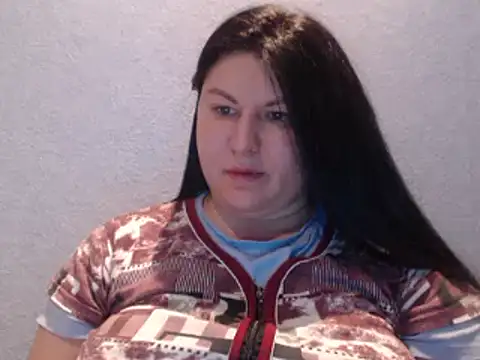 KiraSwee online show from 02/27/25, 05:58