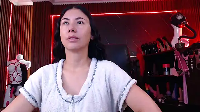 XiaQueen online show from 10/12/25, 01:21