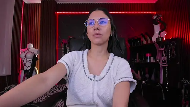 XiaQueen online show from 10/27/25, 11:47