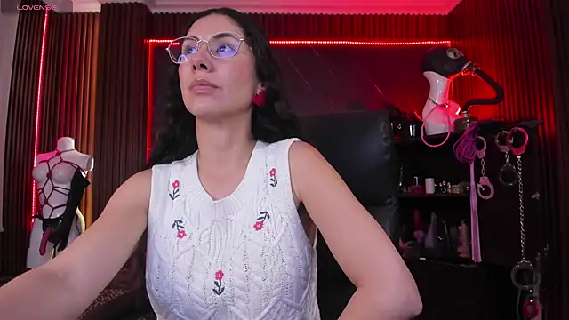 XiaQueen online show from 11/29/25, 08:34