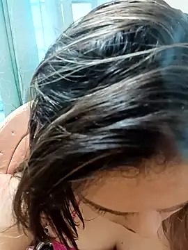 blue-berry07 online show from 12/15/25, 10:19