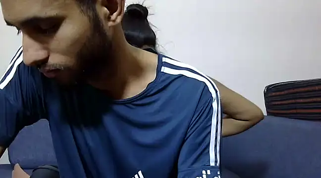 Snapshot of Queen_Couple chatting on 03/09/25, 06:28 Queen Couple online show from 03/09/25, 06:28