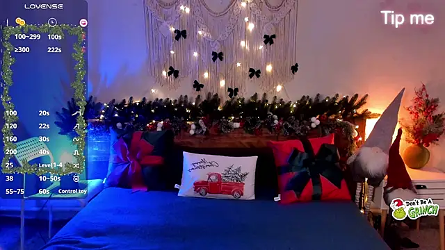 Maria Moonlight online show from 12/17/25, 03:07