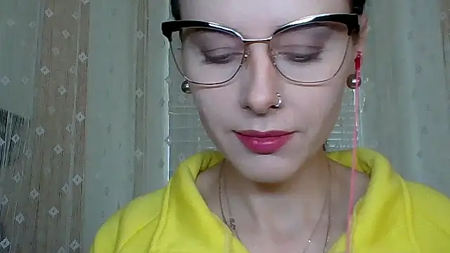 LuminousLady online show from 10/07/25, 01:19