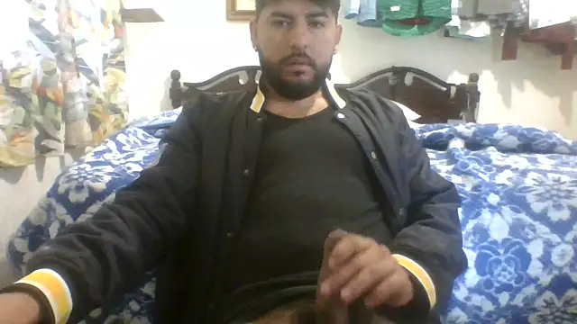 Snapshot of dickman10 chatting on 06/24/26, 02:38 dickman10 online show from 06/24/26, 02:38