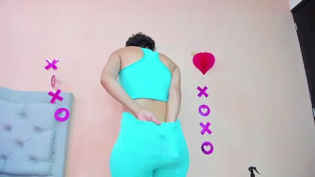 littletammy4u  online show from 02/27/25, 06:20